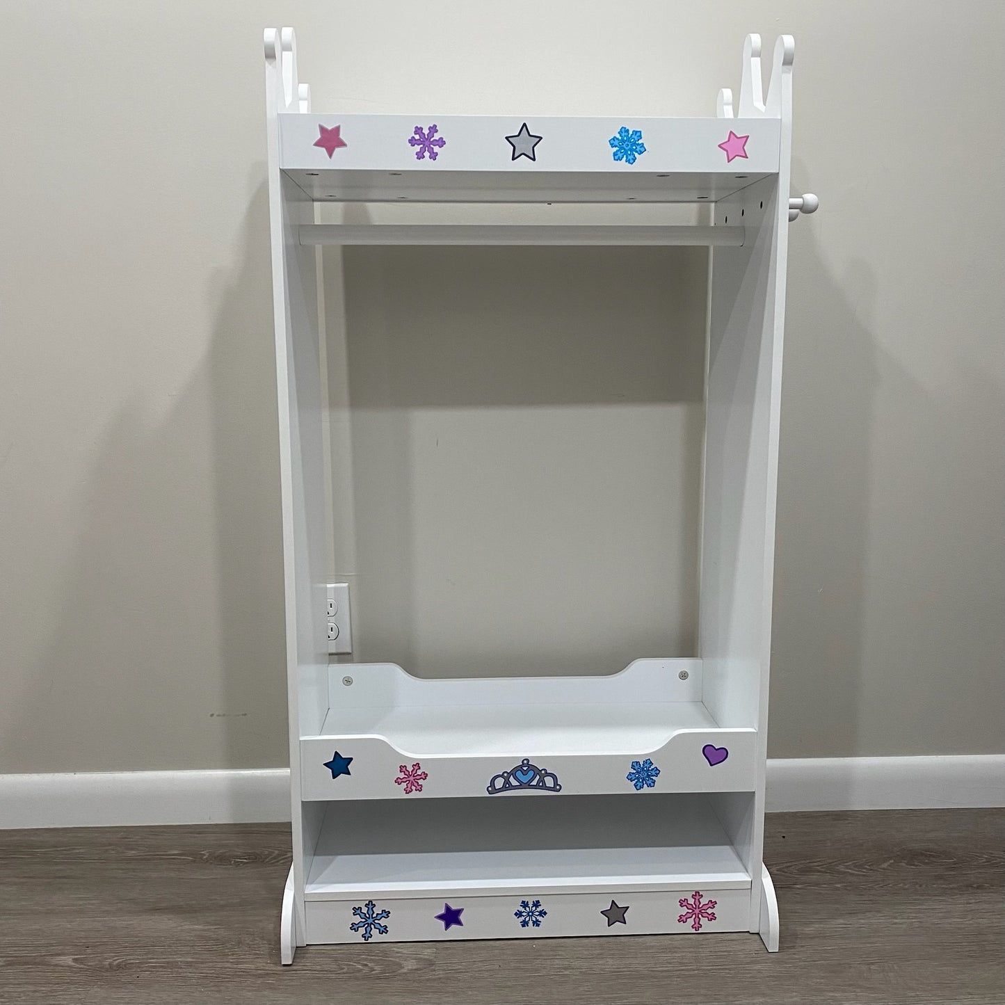 Wardrobe w Storage