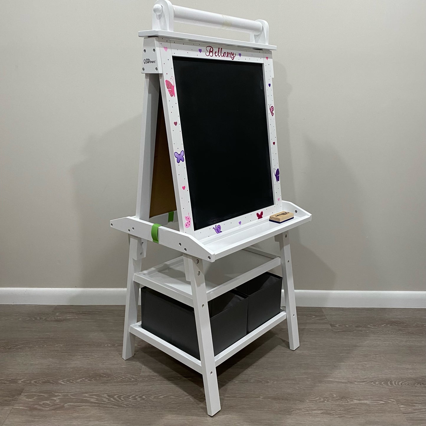 Easel