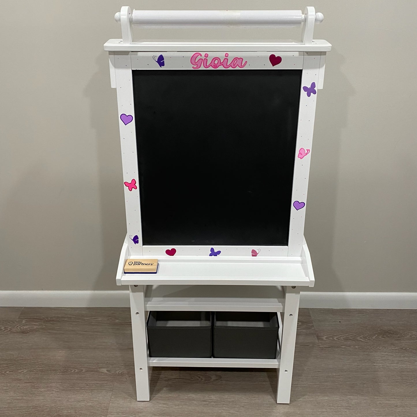 Easel
